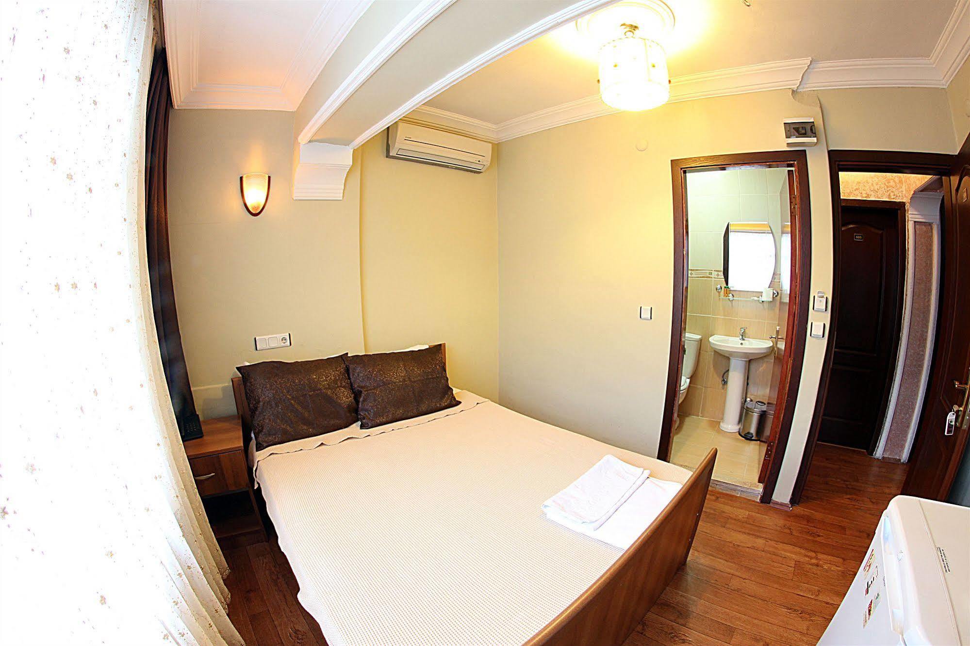 Paradise Hotel Istanbul Exterior photo